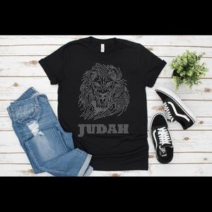 Rhinestone Judah Lion T-shirt.